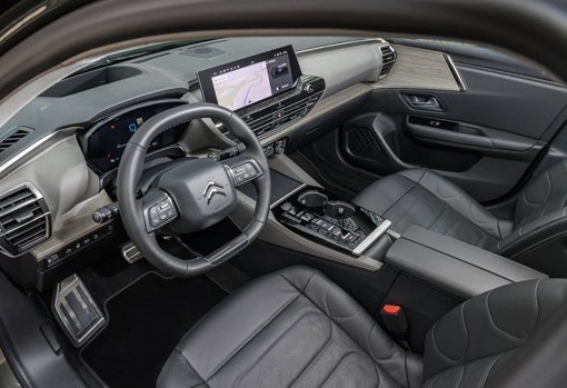 Citroën C5x: Elegancia y comodidad en una berlina con estilo SUV