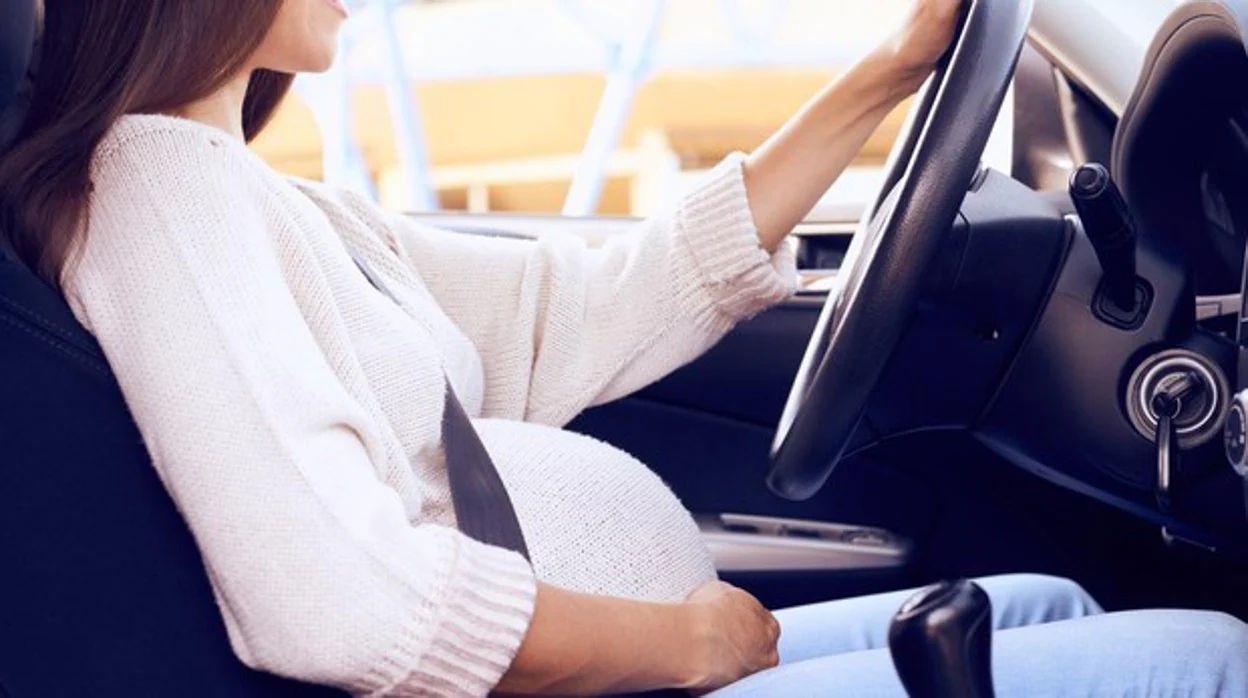 Cómo ponerte el cinturón del coche si estás embarazada