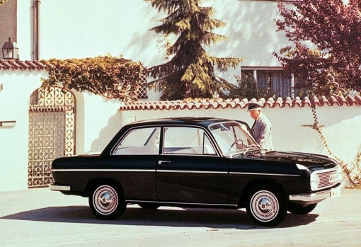 El DKW F102 de 1965 que se rebautizará como Audi 60