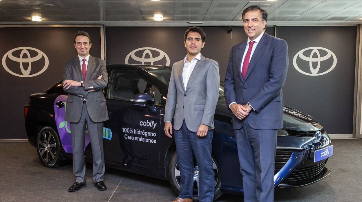 Cabify integra el hidrógeno en su flota con Toyota