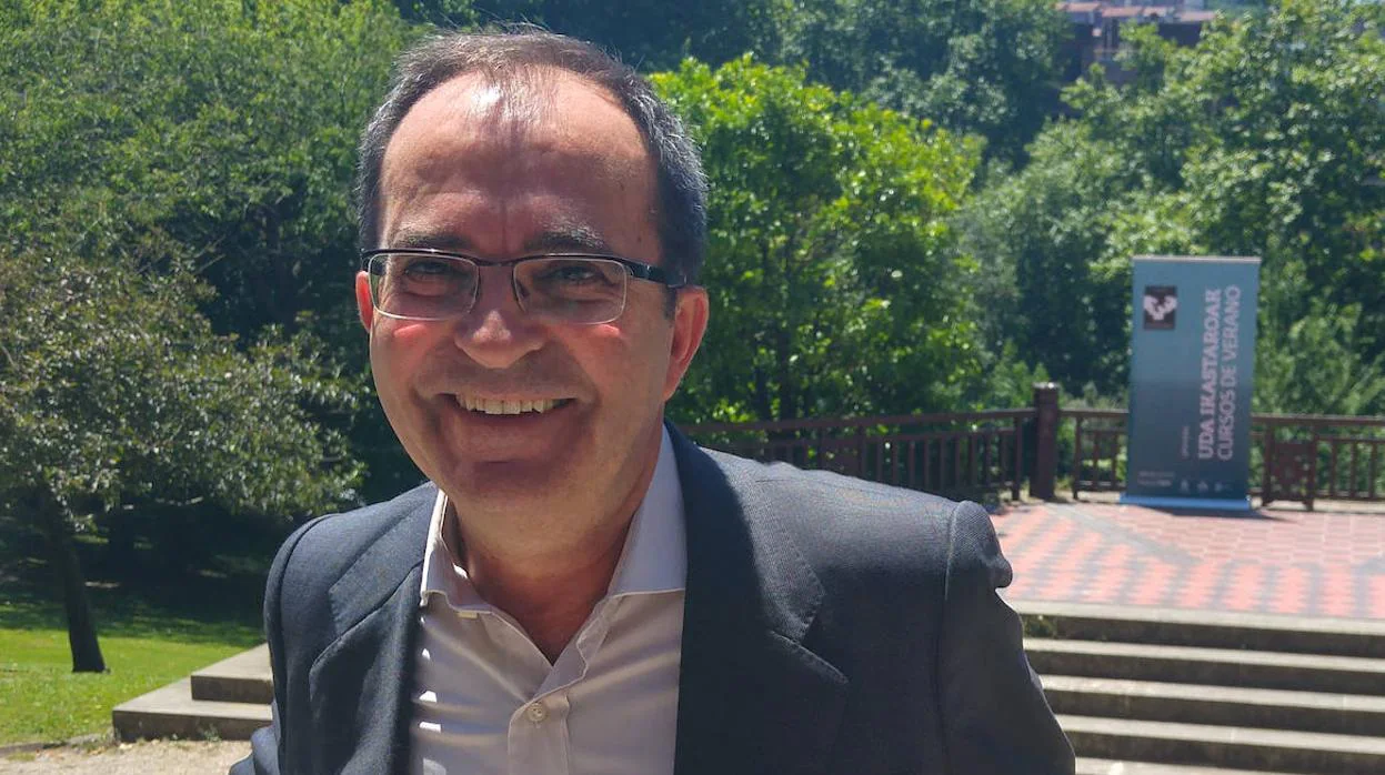 El psicólogo ambiental José Antonio Corraliza apuesta por naturalizar las aulas
