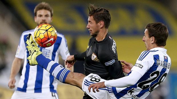 Real Sociedad-Sevilla (2-0): Krychowiak alarga la mala racha como visitante