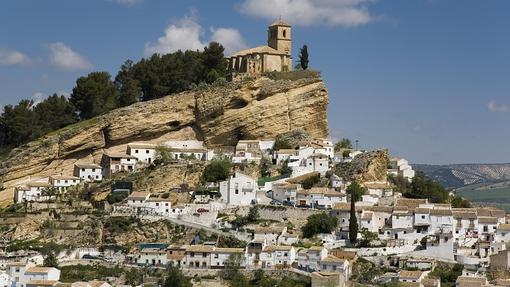 Vista de la Iglesia de Montefrío (Granada)