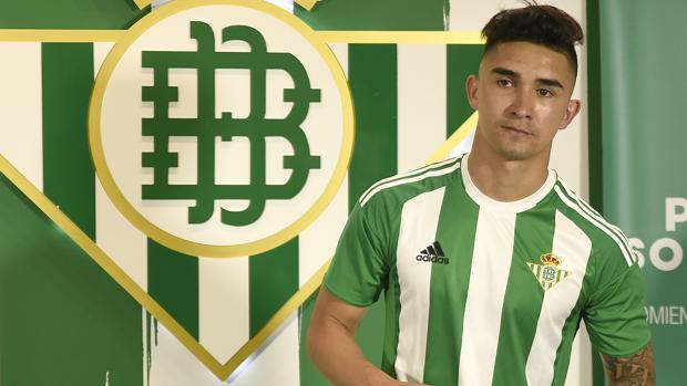 Felipe Gutiérrez se estrenará hoy ante el Fulham