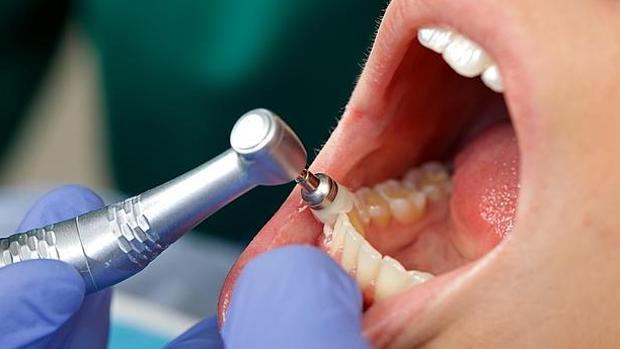 Los dentistas exigen que iDental cumpla con el código ético de la profesión