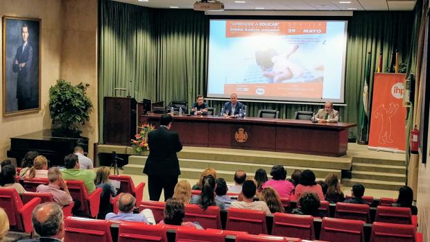 Educación en Sevilla: ¿Cuándo tengo que buscar ayuda con mi hijo o mi hija?