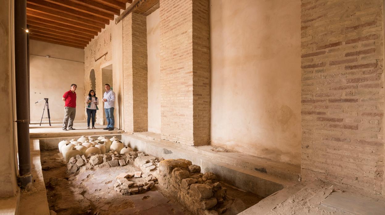 Restos arqueológicos del primer palacio de Al-Mutamid, de finales del s.XI o inicios del XII