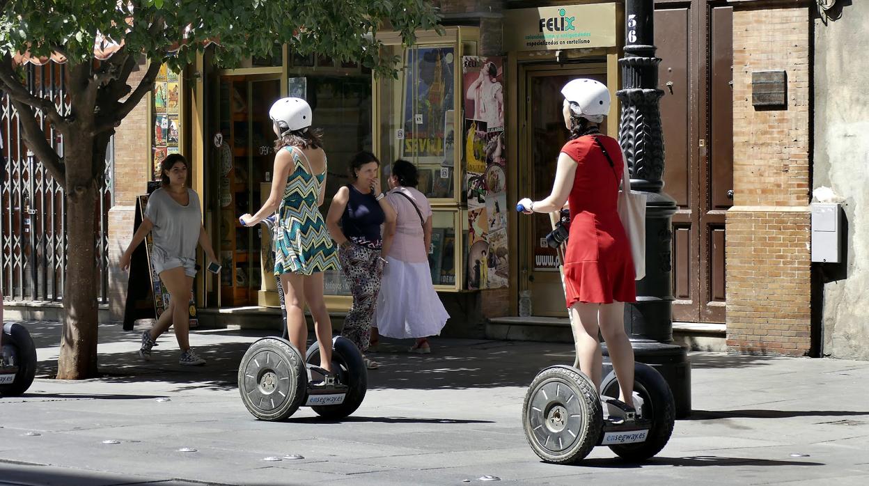 Patinetes eléctricos en la ciudad de Sevilla