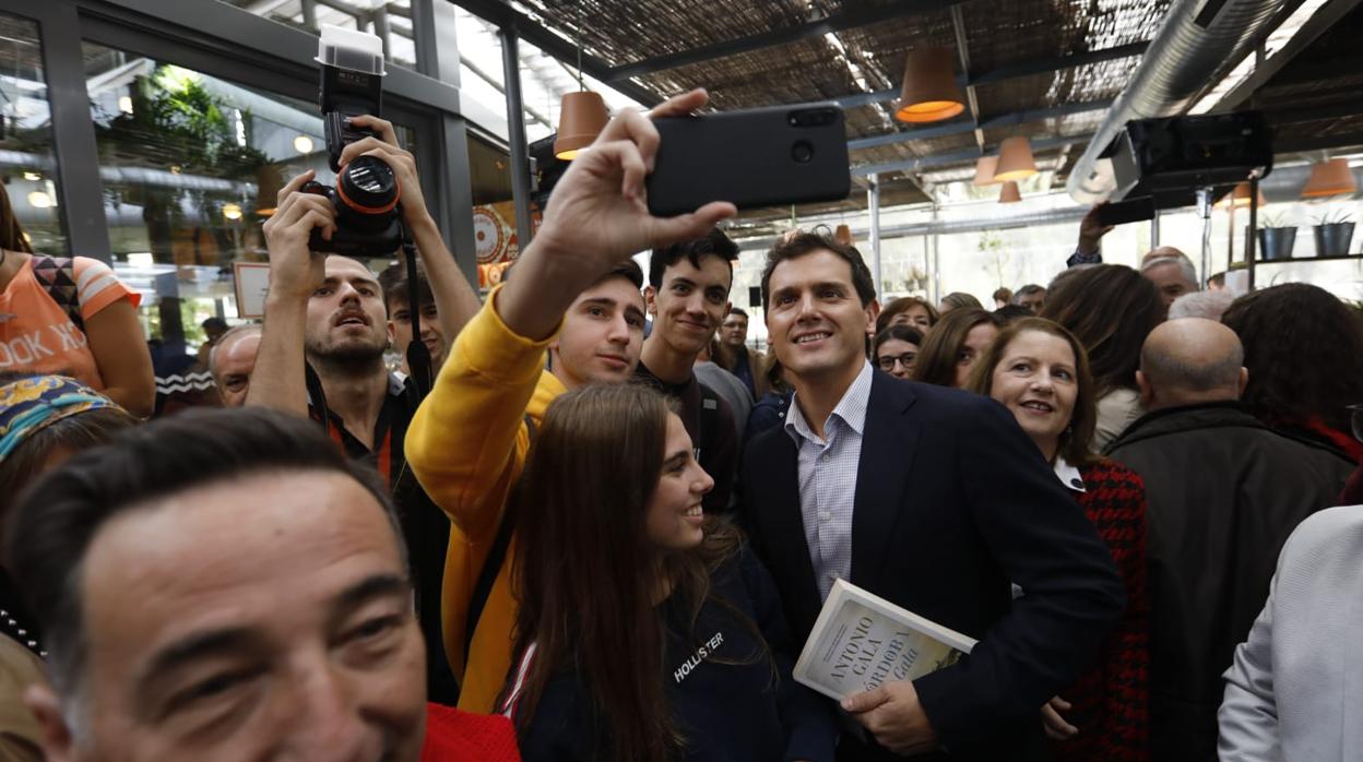 Albert Rivera, en el Mercado Victoria