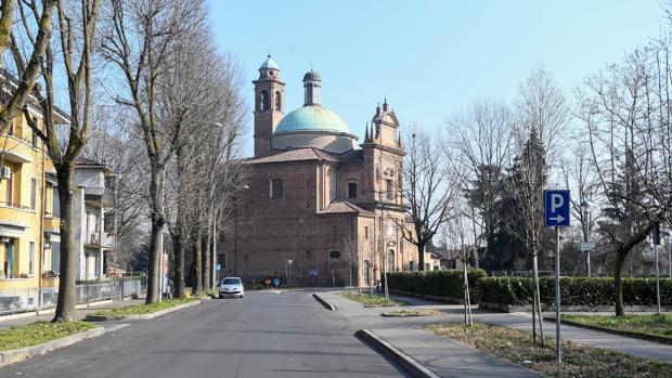 Italia establece un cordón sanitario en las ciudades afectadas y prohíbe la salida de sus habitantes