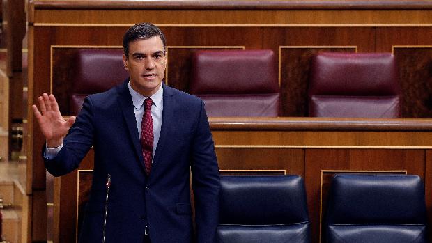 Casado acusa a Sánchez de seguir los pasos de Zapatero  y llevar al país a la «ruina»