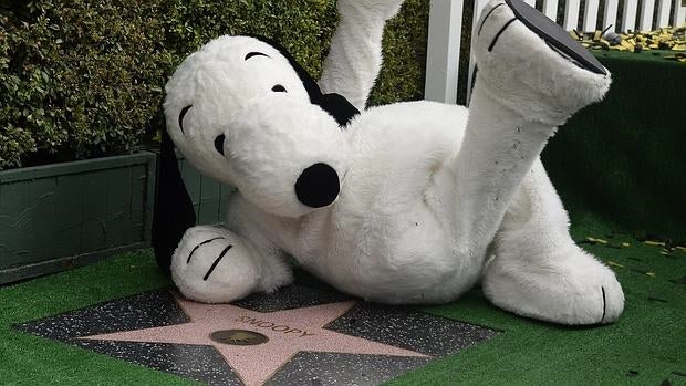 Snoopy, el primer beagle con estrella en el Paseo de la Fama