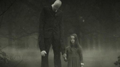 El hombre alto conocido como Slenderman