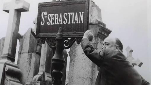El genial director Alfred Hitchcock, en San Sebastián.