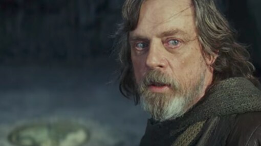 Mark Hamill vuelve a vestirse en la piel del jedi Luke Skywalker.