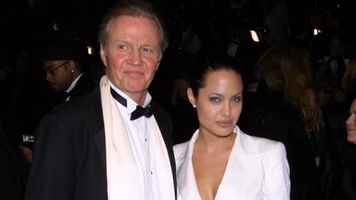 Jon Voight es el padre de Angelina Jolie.