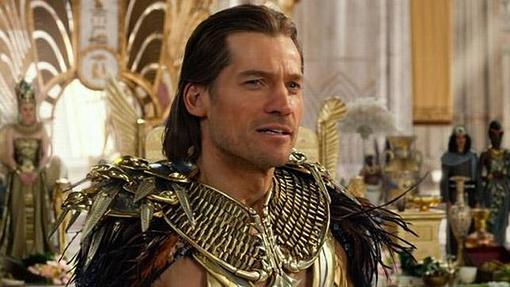 Con estas pintas, Coster-Waldau bien podría haber aparecido en el videoclip «Dark Horse» de Katy Perry