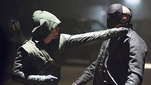 En «Arrow» tienen mucho que aprender de las peleas de «Daredevil»