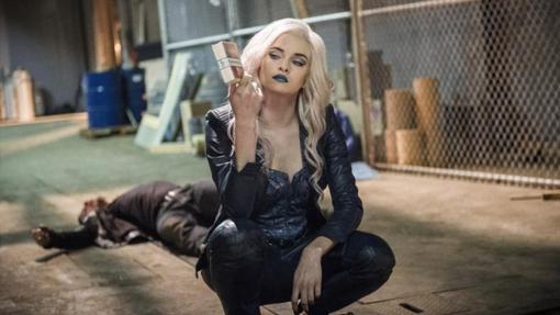 Danielle Panabaker como Killer Frost, el reverso malvado de Caitlin Snow