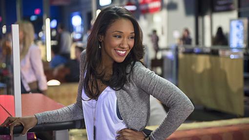 Candice Patton es Iris West en The Flash