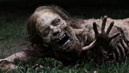 Los zombis siguen dando miedo en The Walking Dead, aunque no tanto como los humanos...