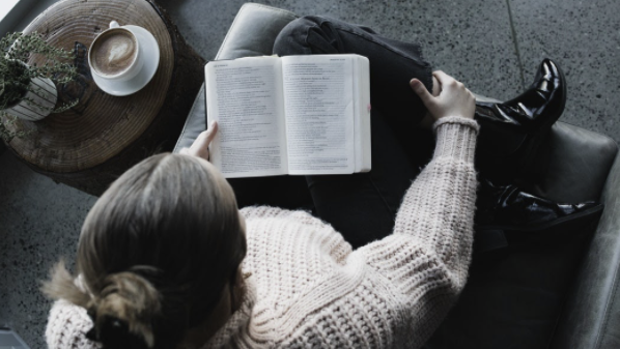 Grandes éxitos para disfrutar o regalar en el Día del Libro