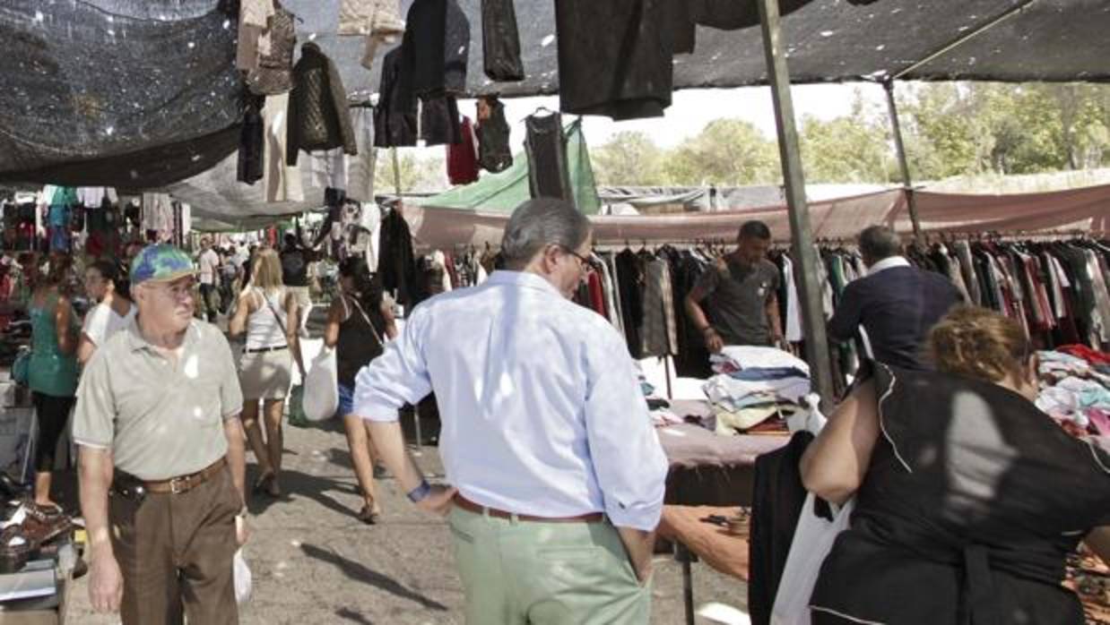 Imagen de archivo del mercadillo del Charco de la Pava