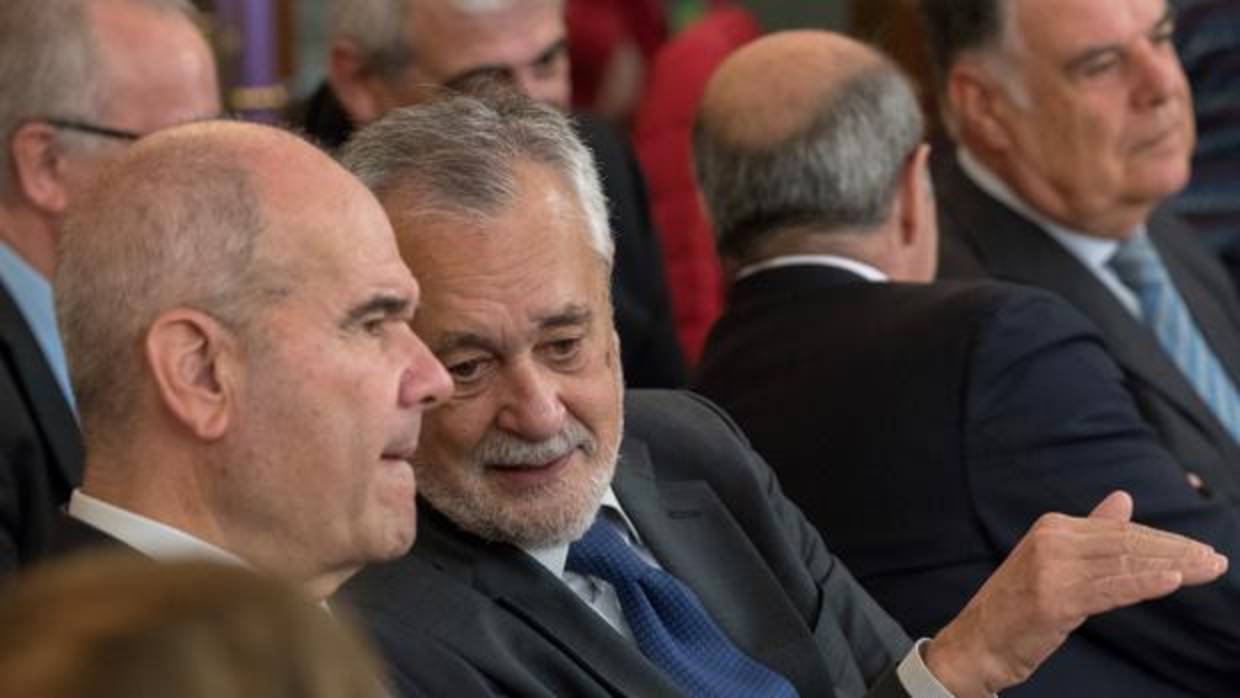 Los ex presidentes de la Junta Chaves y Griñán, durante el juicio por el caso de los ERE