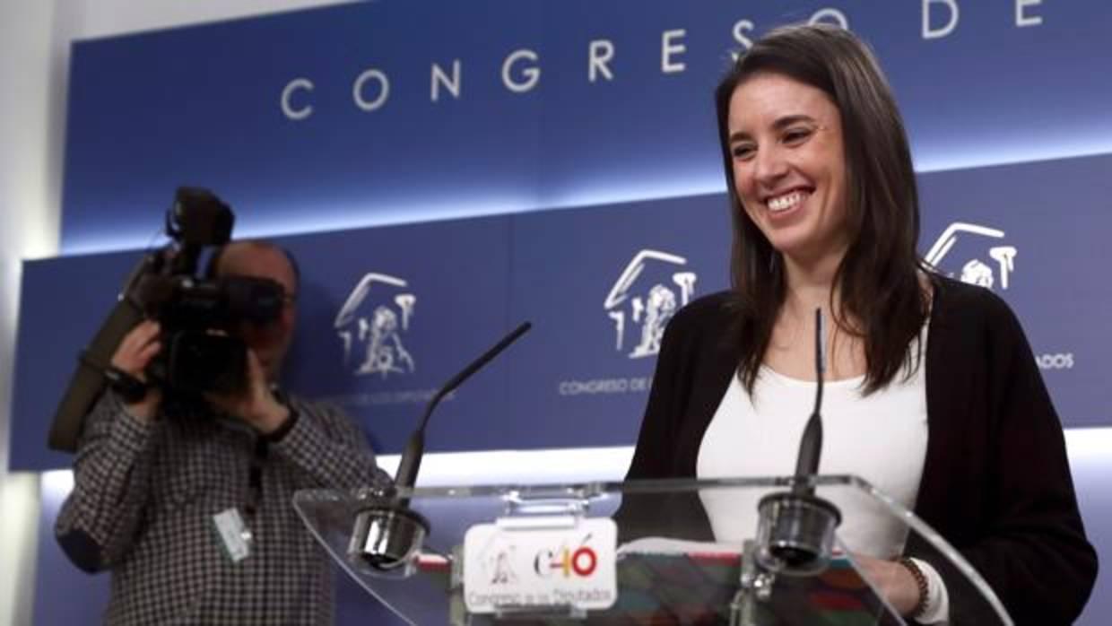 Irene Montero, portavoz de Unidos Podemos, ha protagonizado una cierta polémica entorno al uso de determinados femeninos
