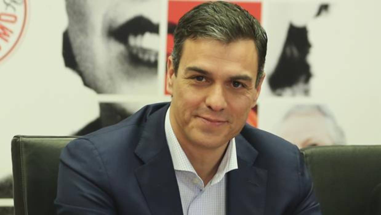 Pedro Sánchez en la reunión de la Comisión permanente del Comité Federal del PSOE