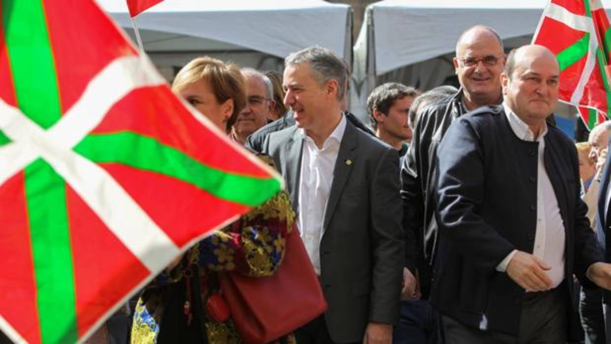 Dirigentes del PNV celebran el Aberri Eguna el pasado domingo