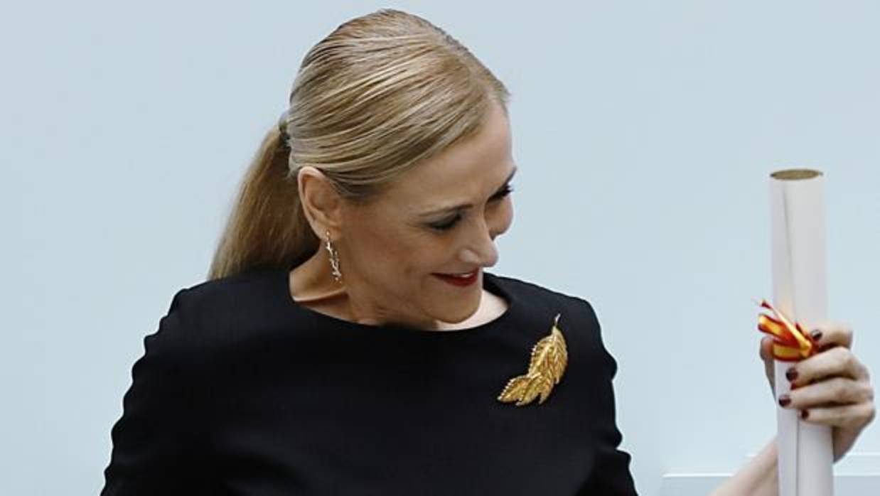 Cristina Cifuentes, en el acto de una entrega de premios