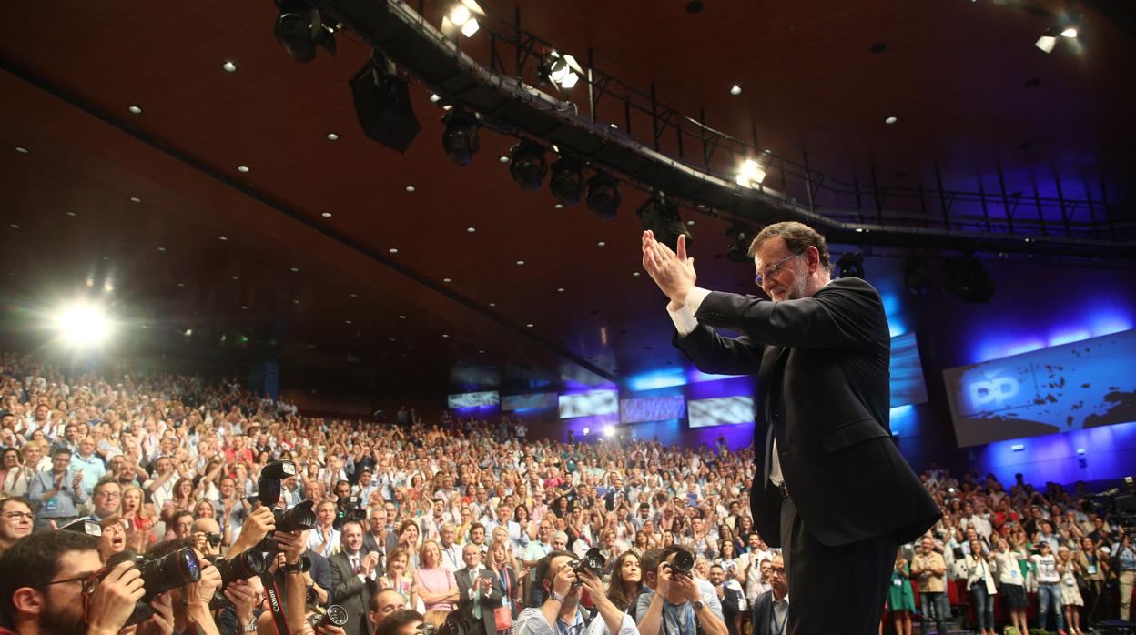 Mariano Rajoy en el XIX Congreso Nacional extraordinario del Partido Popular