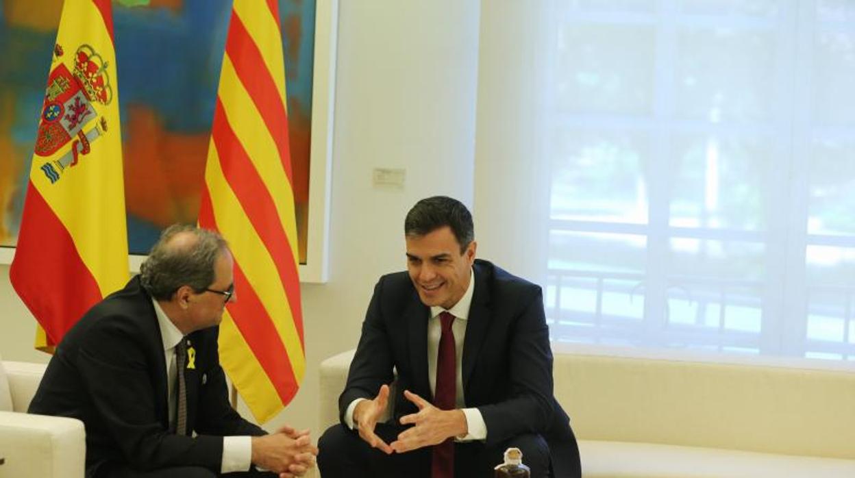 Reunión en el palacio de La Moncloa entre el presidente del Gobierno Pedro Sánchez y el presidente de la Generalidad Quim Torra