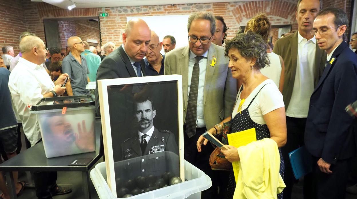 Quim Torra, ayer, durante la inauguración en Perpiñán (Francia) de una exposición independentista