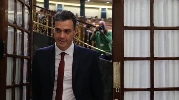 Sánchez alivia a los golpistas