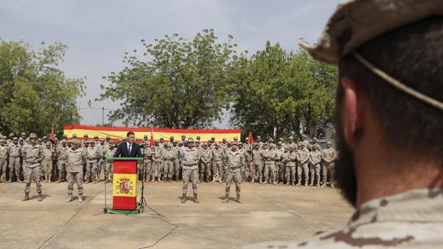 Fuerzas armadas y pueblo español