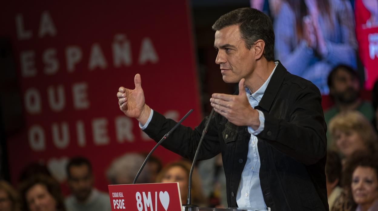 Pedro Sánchez en un acto de campaña