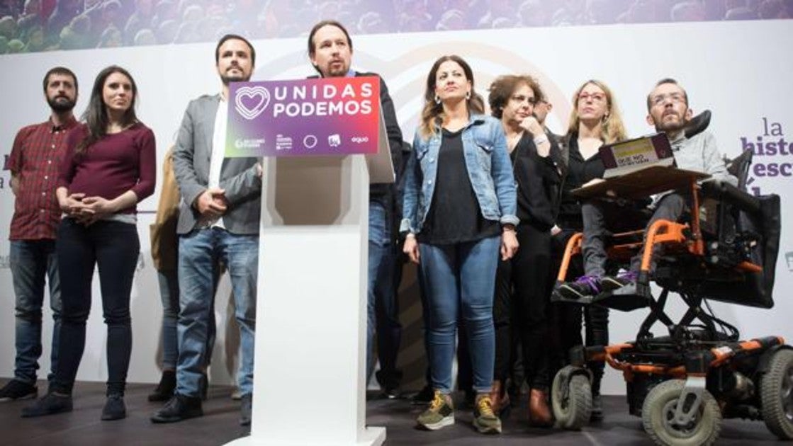 ¿No hay extrema izquierda?