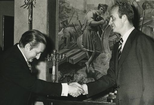 Don Juan Carlos recibe al entonces vicepresidente del Gobierno Torcuato Fernández Miranda