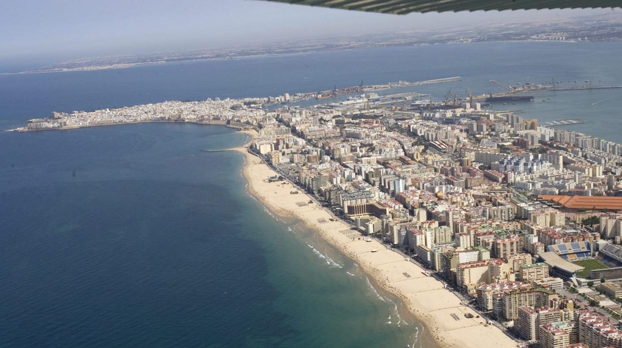 Vista aérea de la capital gaditana