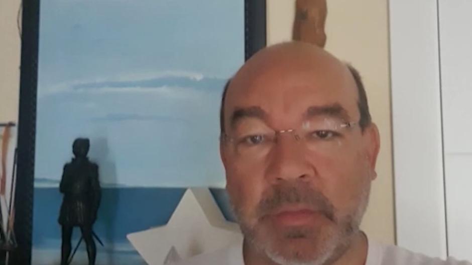 «Me surgen mil y una preguntas»