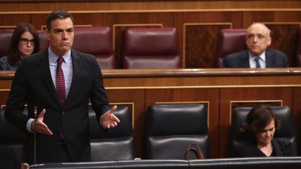 Sánchez impone un nuevo «debate constituyente»