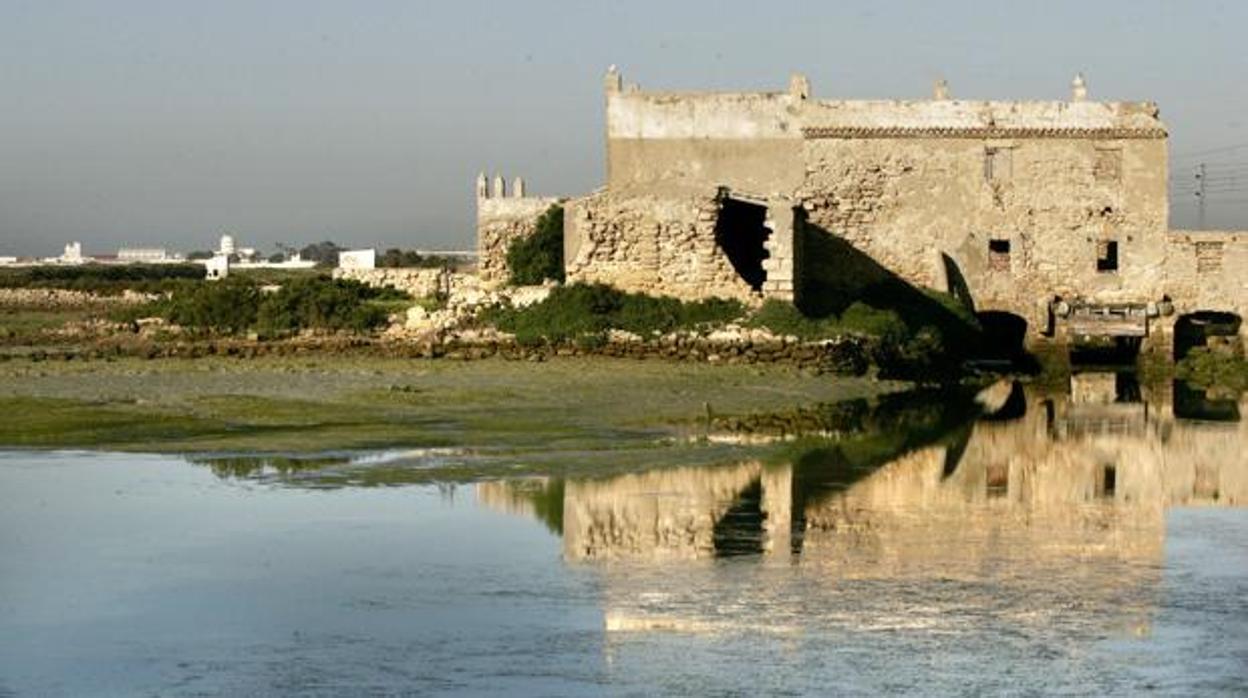 El molino de Río Arillo, límite del término municipal de Cádiz.