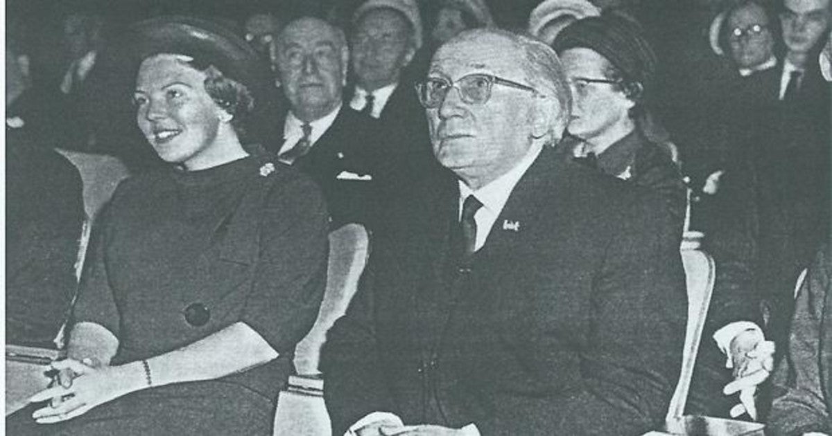 Jon Juaristi: Servicios