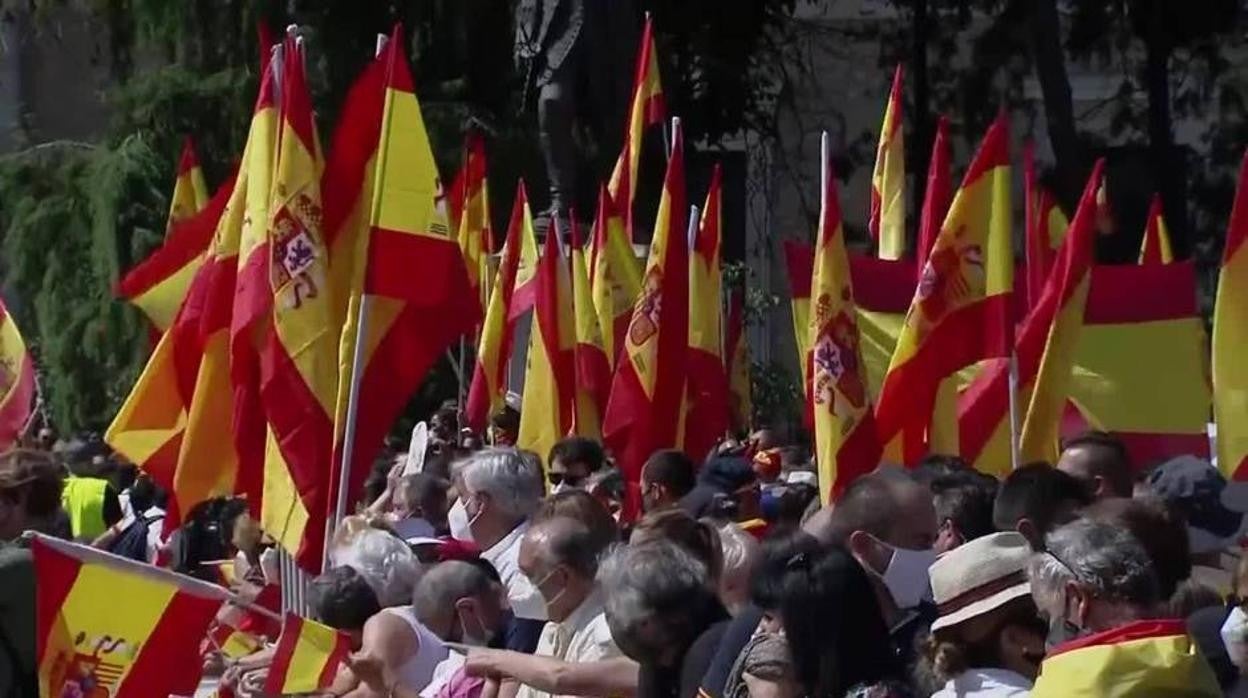 Fernando Sicre: Una gaita bajo la falda