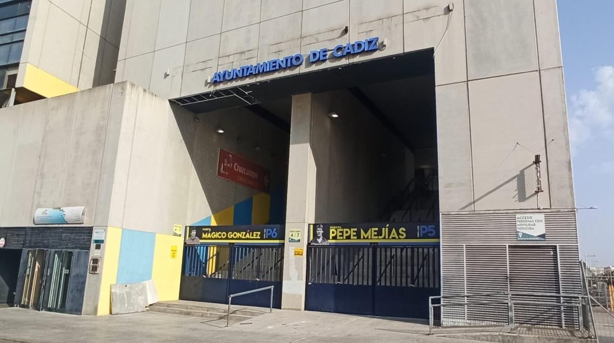 La Voz de Cádiz: El estadio como nuevo símbolo