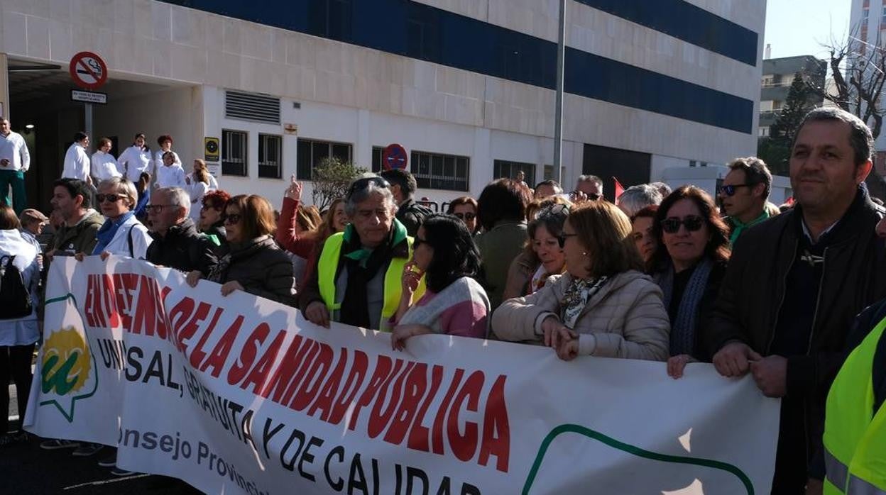 La Voz de Cádiz: Manifestación de deslealtad y desmemoria