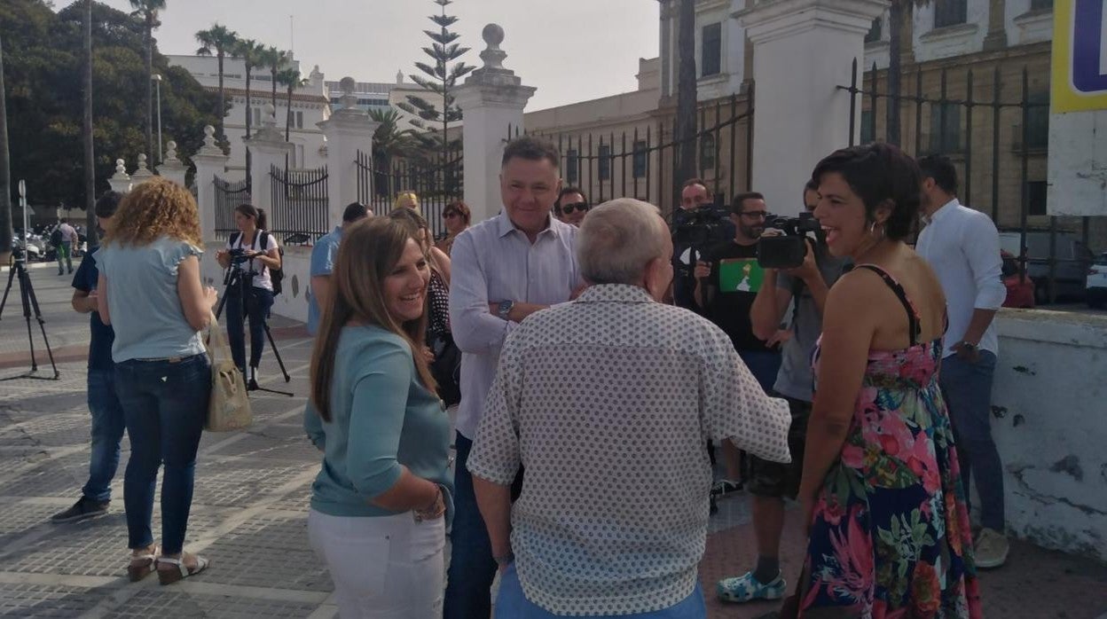 La Voz de Cádiz: Una universidad para unirlos a todos