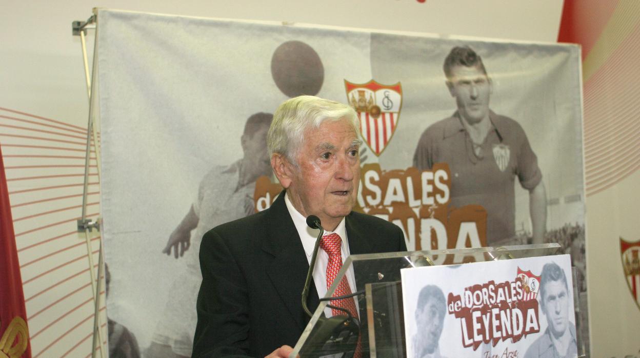 Juan Arza, sexto mejor jugador de la historia de LaLiga